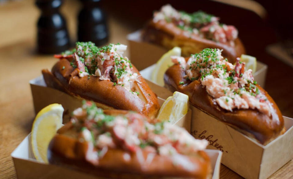 Burger & Lobster Genting - Lobster roll