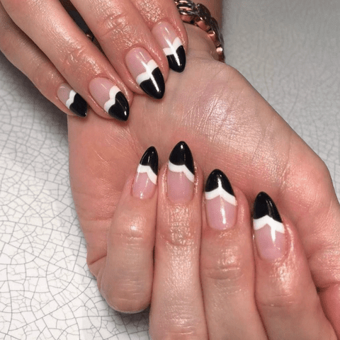 <p><a href="https://www.instagram.com/paintboxnails/" data-component="link" data-source="inlineLink" data-type="externalLink" data-ordinal="1">&#64;paintboxnails</a></p>