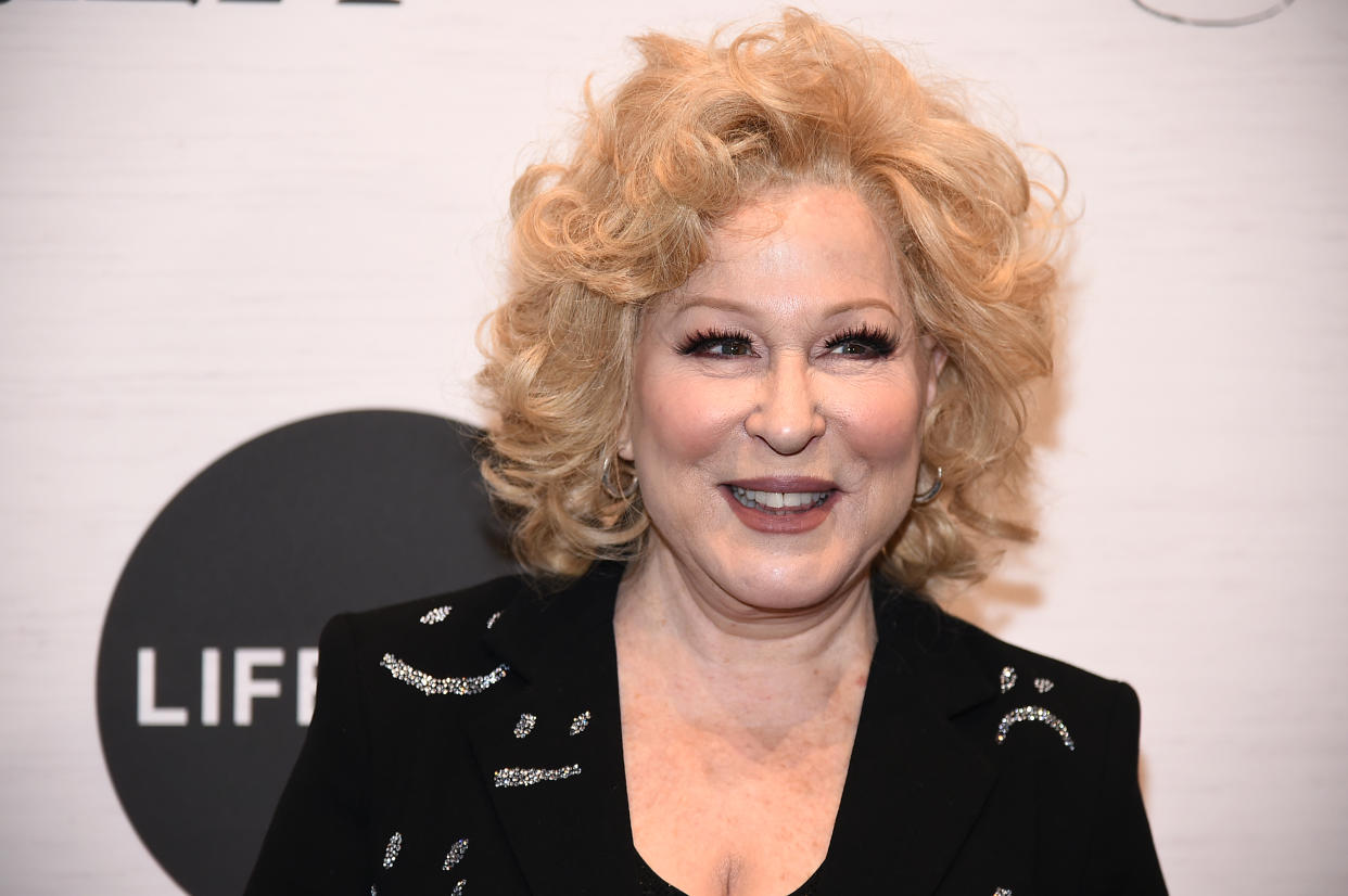 Bette Midler faces criticism after asking Beyoncé fans to mobilize to defeat Donald Trump. (Photo: Getty Images)