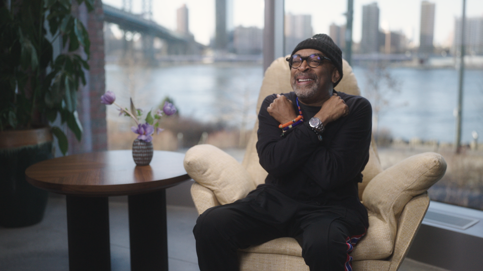 "Da 5 Bloods" director Spike Lee does the "Black Panther" salute reminiscing about Chadwick Boseman in a new Netflix "Portrait of an Artist" special.