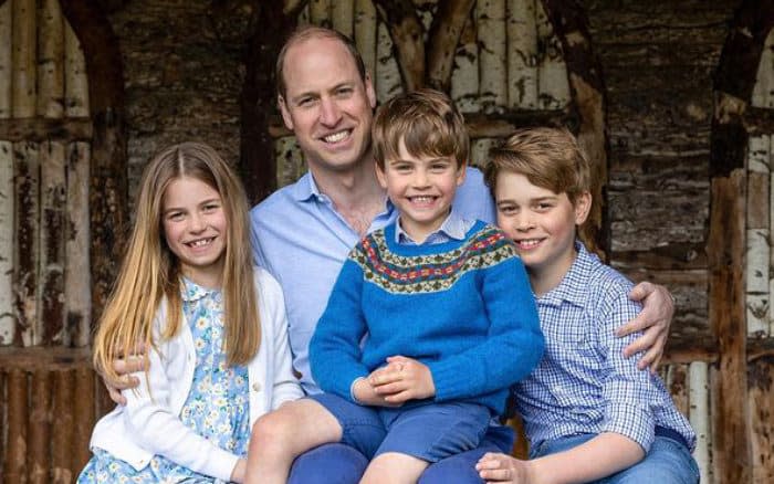 Príncipe de Gales, William, y sus tres hijos