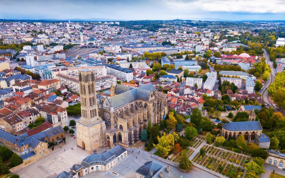 Saint-Etienne Cathedral in Limoges, France