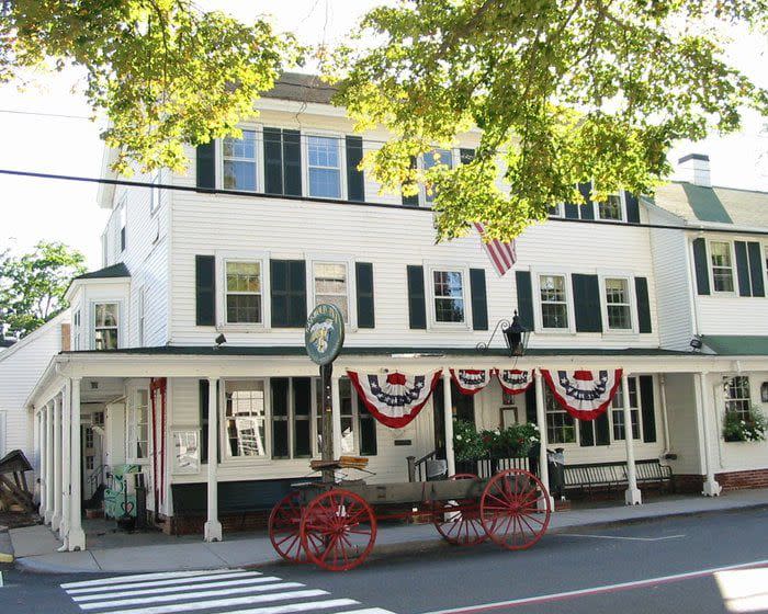 Connecticut: The Griswold Inn Tap Room