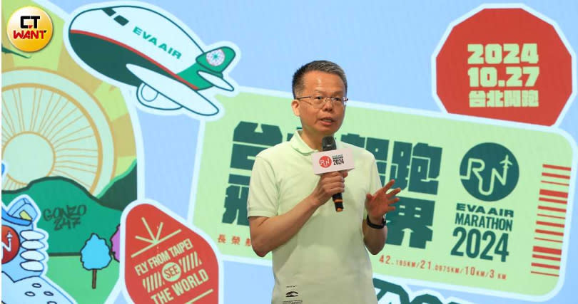 長榮航空總經理孫嘉明表示，2024年下半年客貨運量都有成長的空間。（圖／劉耿豪攝）