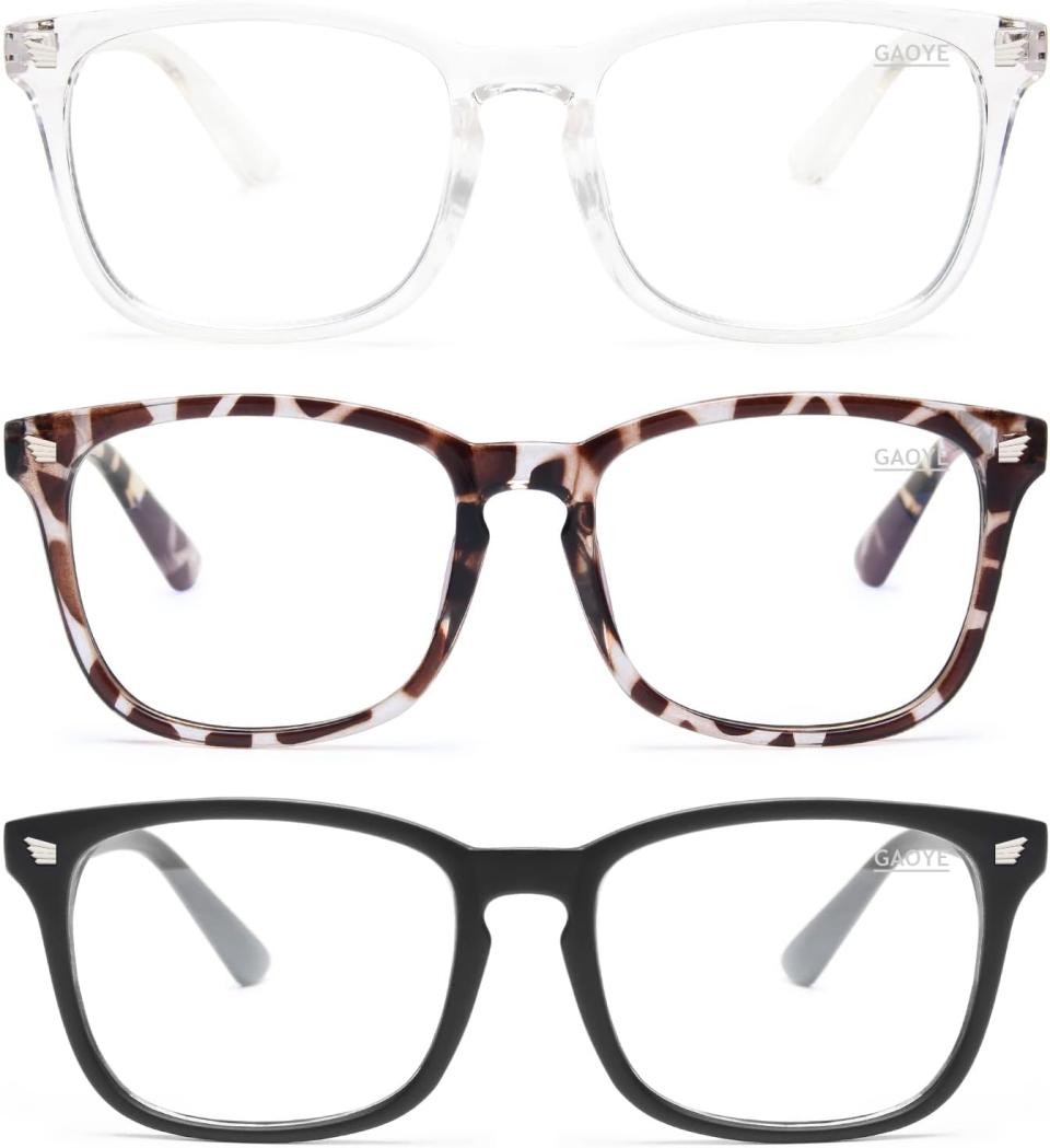 3 pairs of Gaoye blue light glasses in clear, leopard and black.