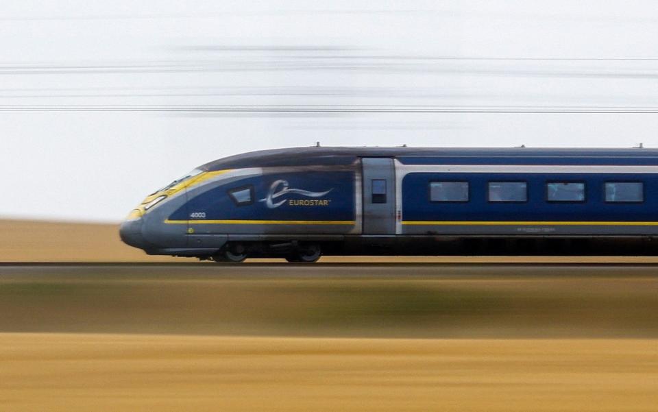 A high-speed Eurostar train speeds on the LGV Nord rail track outside Rully near Paris, France, July 26, 2022. - GONZALO FUENTES/ REUTERS