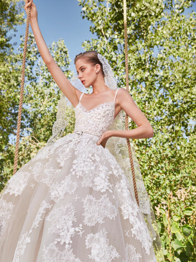 tiffanyteh looking supremely stunning in an ELIE SAAB Bridal Fall