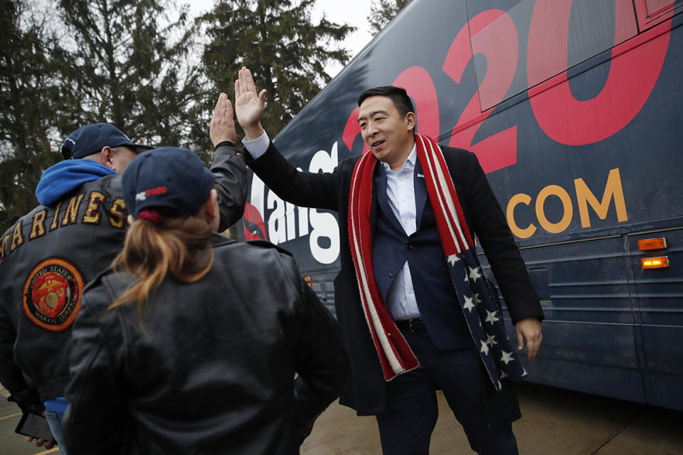 Democratic presidential candidate entrepreneur Andrew Yang thanks supporters after a campaign event Thursday, Jan. 23, 2020, in Clinton, Iowa. (AP Photo/John Locher)