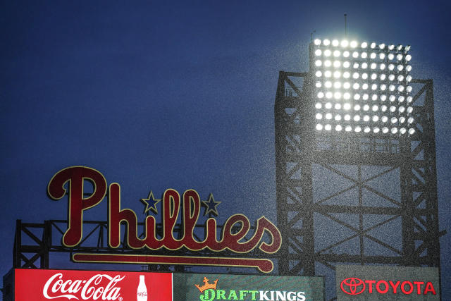 World Series: Tied 1-all, Astros-Phils resume after rainout