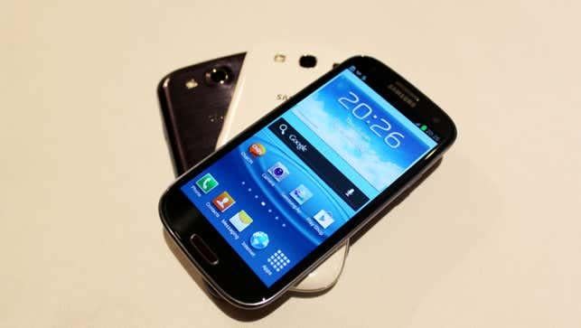 A photo of the Samsung Galaxy S3. 