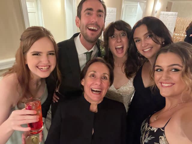 <p>Mae Roth Instagram</p> Mae Roth, Laurie Metcalf, Will Roth, Angela Saggiomo, Ellie Roth and Anna Roth.