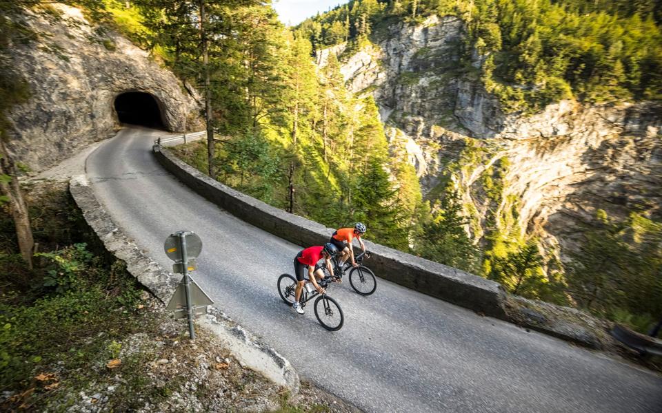 gravel biking, mountain biking, Austria - WoM Medien GmbH/WoM Medien GmbH