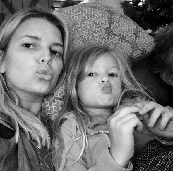 Jessica Simpson, with 3-year-old daughter and aspiring Instagram star, Maxwell: “‘Be cool and kiss the camera mom’ - Maxwell Drew” -@jessicasimpson (Photo: Instagram)