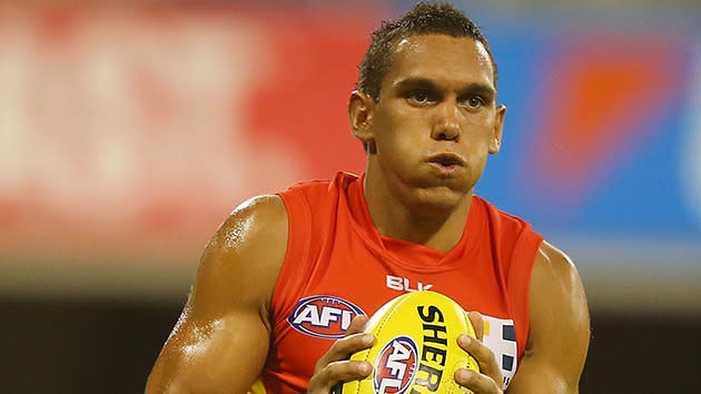 Fremantle receives Harley Bennell and a round-two draft pick (No.22), whilst the Suns receive a first round draft pick selection (no.16) and a second-round draft pick (no.35)