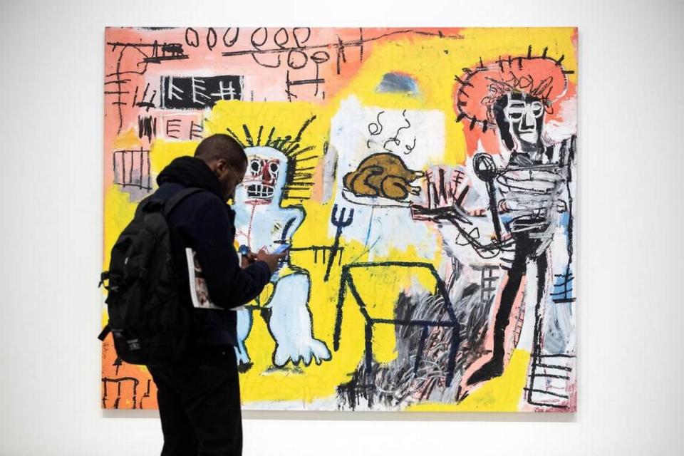 Exposición “Florencia” del artista estadounidense Jean-Michel Basquiat durante su inauguración en la Fundación Louis Vuitton en París, el 2 de octubre de 2018.