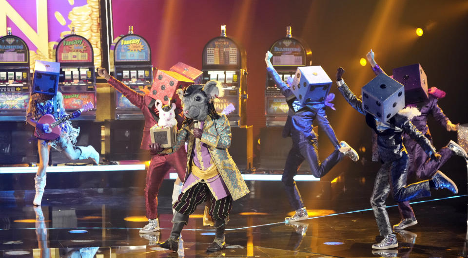 THE MASKED SINGER. Pi-Rat in the “Vegas Night” episode of THE MASKED SINGER airing Wednesday, Oct. 28 (8:00-9:00 PM ET/PT) on FOX. © 2022 FOX Media LLC. CR: Michael Becker / FOX.