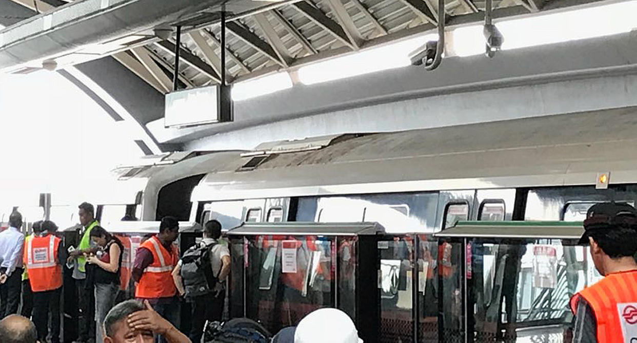 Joo Koon MRT after a train collision on 15 November 2017. (Photo: Yahoo News Singapore)