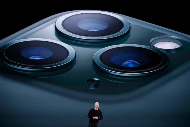 Apple presenta tres versiones del iPhone 11, nuevo iPad y Apple Watch -  AZERTAC