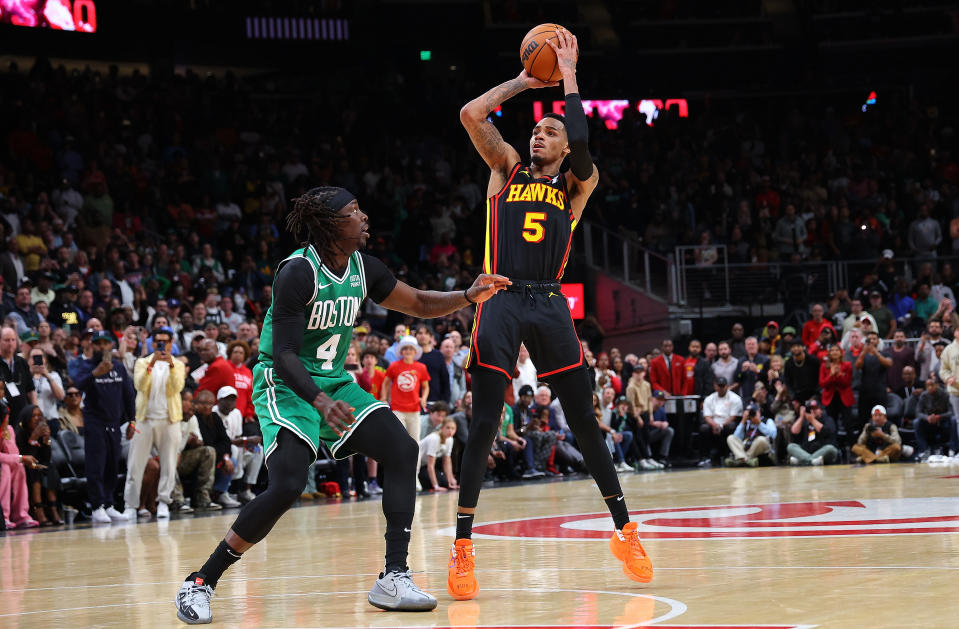 Dejounte Murray（出手者）。（NBA Photo by Kevin C. Cox/Getty Images）