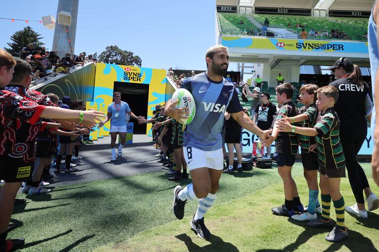 Entrada a la cancha; Revol, en el Seven de Perth en Australia