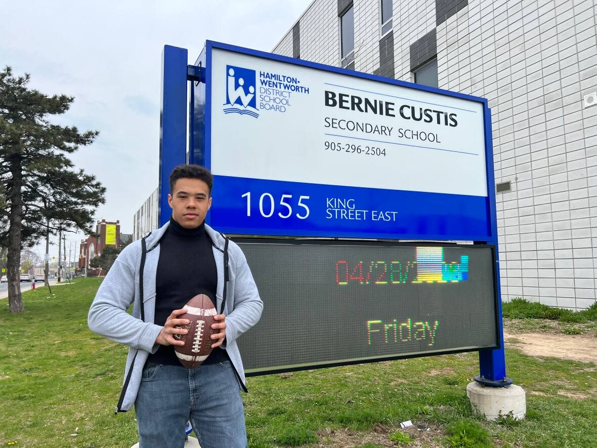 Elijah Sinclair, 19, is a student at Bernie Custis Secondary School in Hamilton. He's the first at the school to get a scholarship. (Aura Carreño Rosas/CBC - image credit)