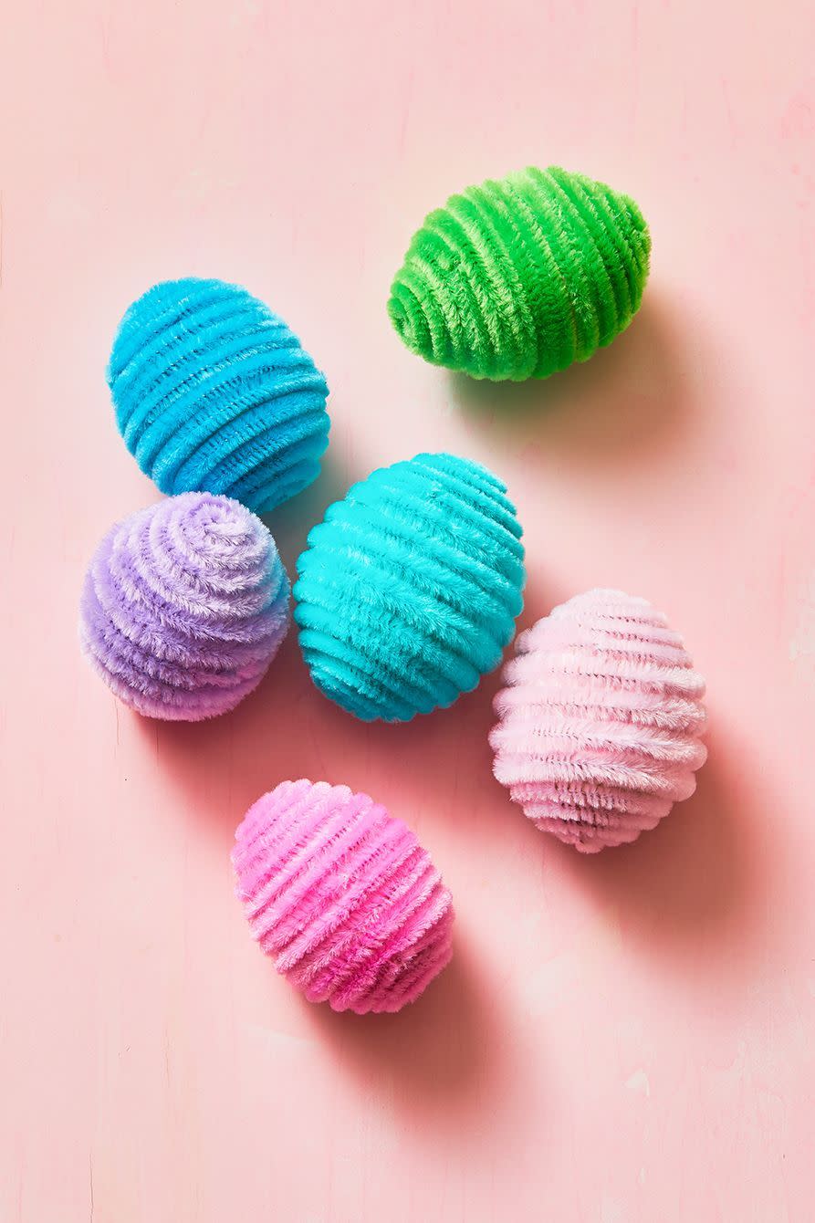 Pipe Cleaner Easter Eggs