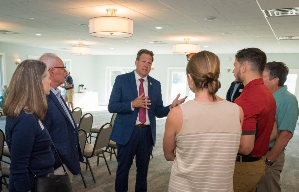 In a reception held at the Elks Lodge in Portsmouth, Governor Chris Sununu and Mayor Deaglan McEachern joined Elks members in presenting a $6,000 Beacon/Spotlight grant to support Portsmouth-based Step Up Parents.