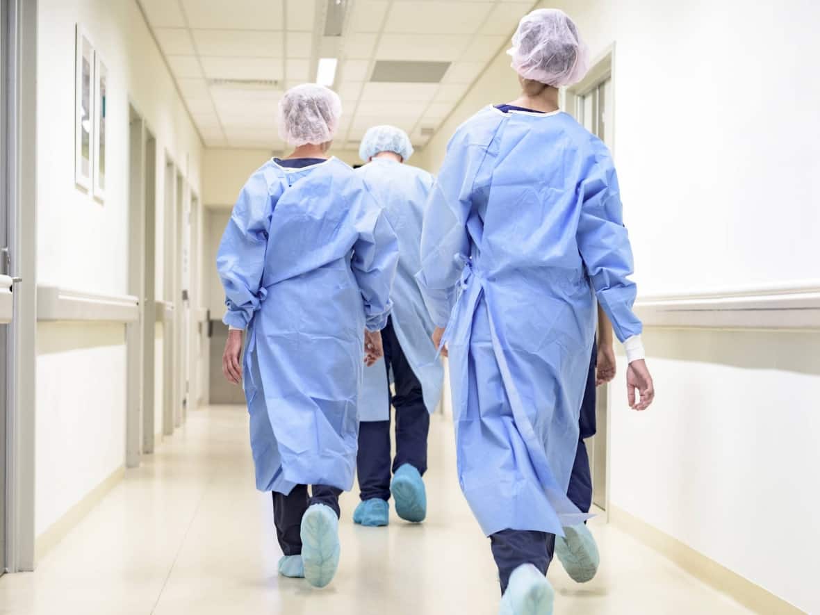 Saskatchewan's auditor said the province needs to hire more than 2,000 healthcare workers including 520 registered nurses in the next five years. (Getty Images - image credit)