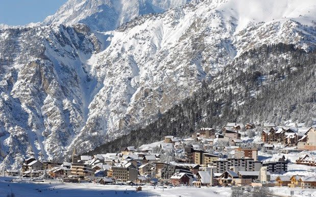 montgenevre best ski resorts travel train uk railway routes holiday 2022 europe