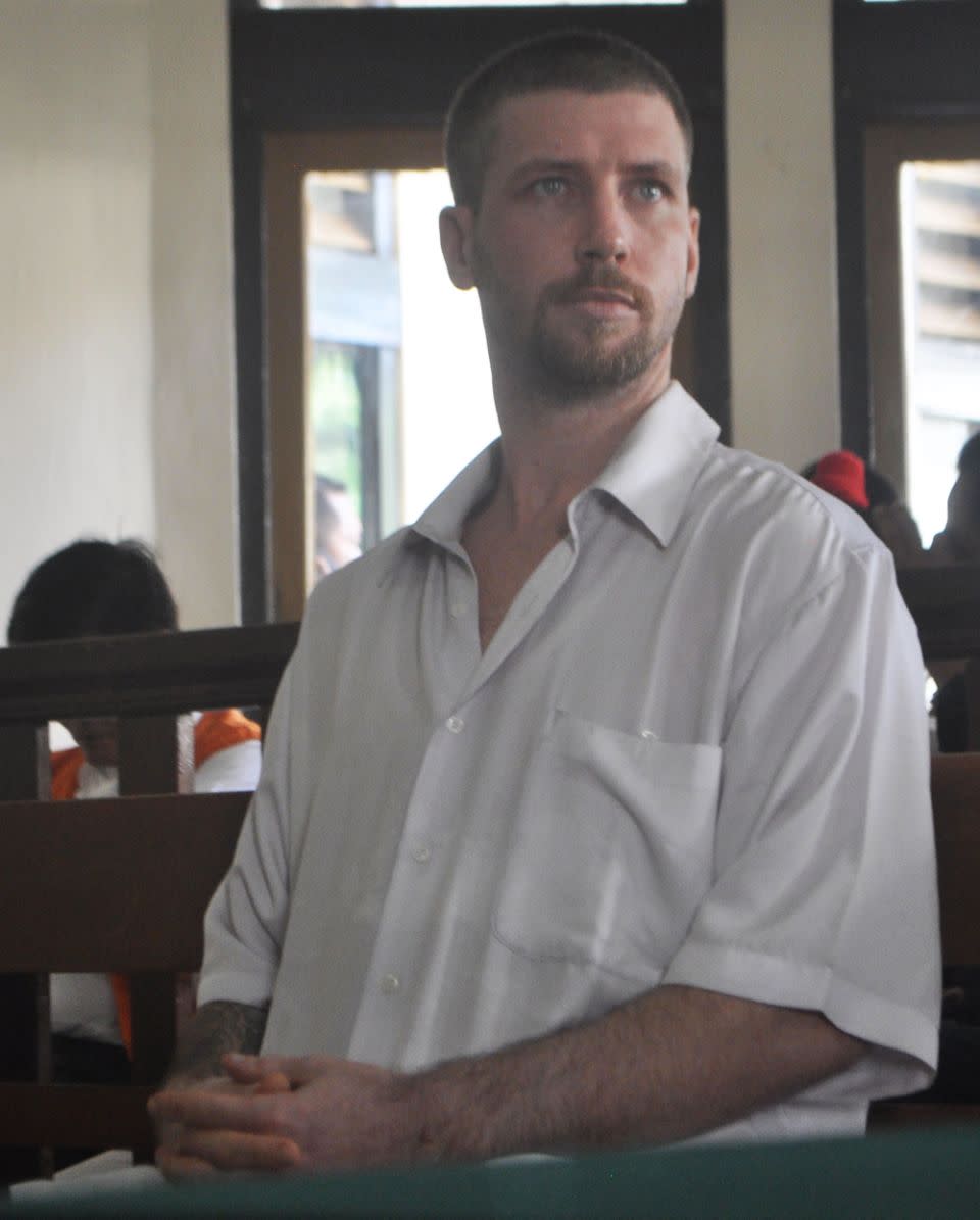 Shaun Davidson wore a white collared shirt when he arrived in Denpasar District Court after he was arrested by immigration two months ago. Photo: AAP