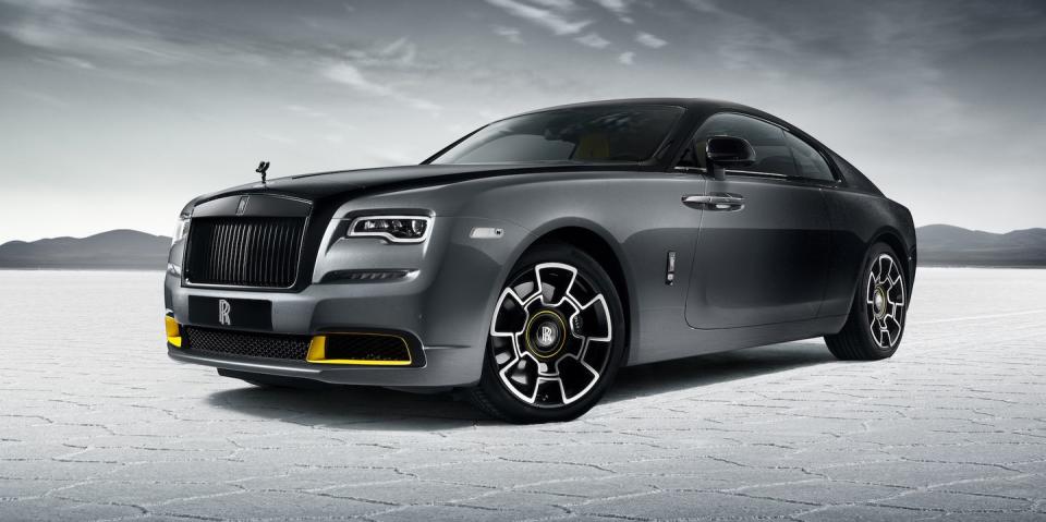 2023 rolls royce black badge wraith black arrow