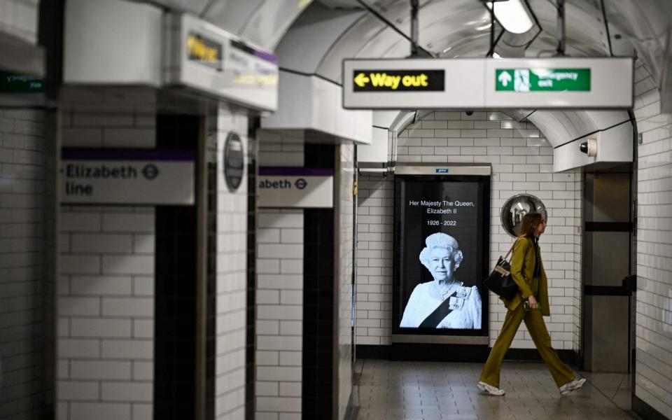 London Underground Tube power supply - LOIC VENANCE / AFP