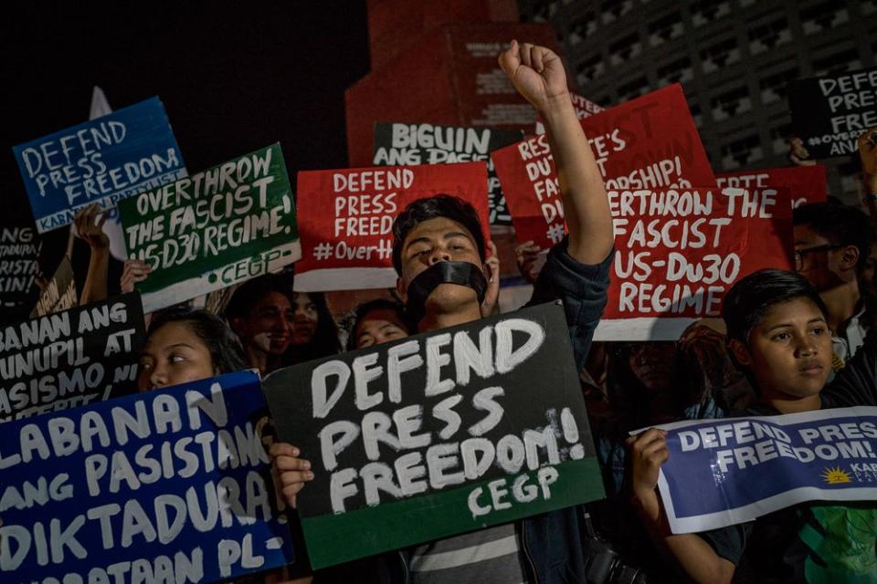 Journalists and activists stage a protest calling to defend press freedom in suburban Quezon City, in Metro Manila, Philippines, on Jan 19, 2018.