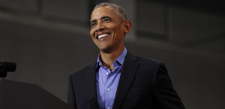 Starstruck Little Girl Has Adorable Reaction To Barack Obama's Surprise Visit To Chicago Food Bank