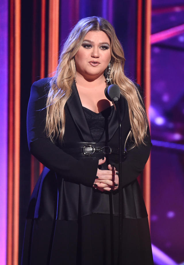 Kelly Clarkson was 'blindsided' by toxic claims at talk show