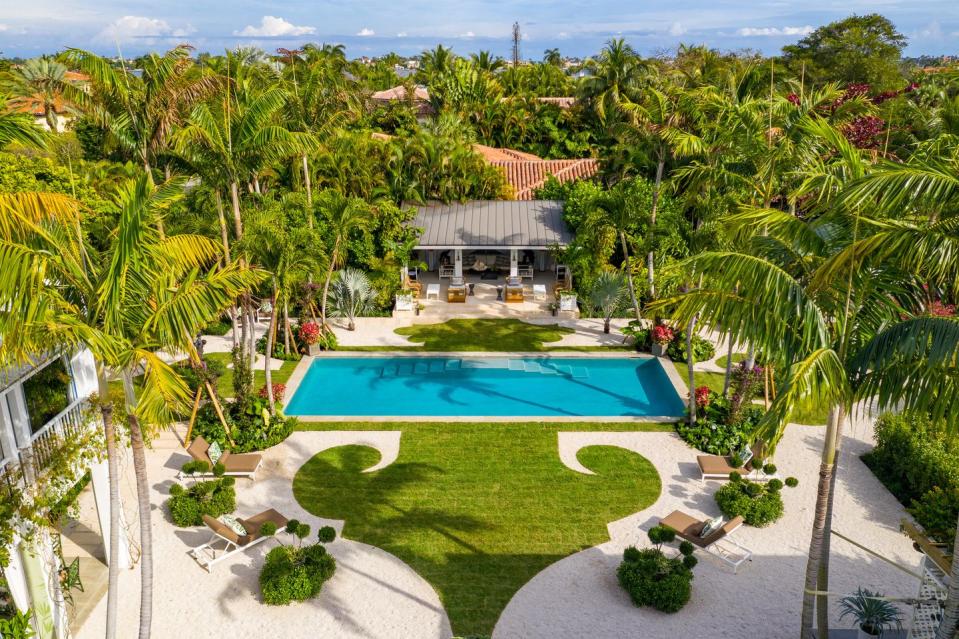 2020 kips bay palm beach decorator show house swimming pool