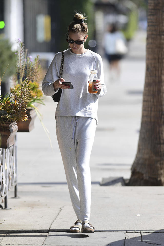 Celebs Rocking Birkenstock Sandals: Emma Roberts + More [PHOTOS] – Footwear  News