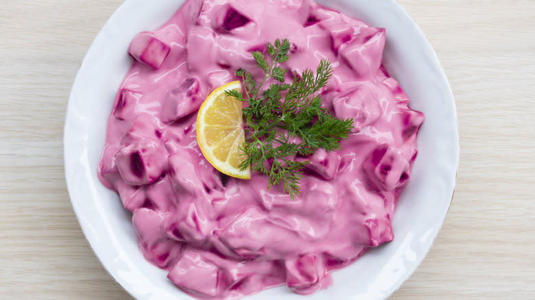 Beets in yogurt