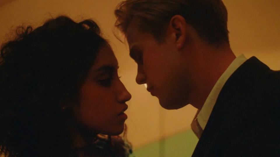 Ambika Mod and Leo Woodall in “One Day” (Netflix)