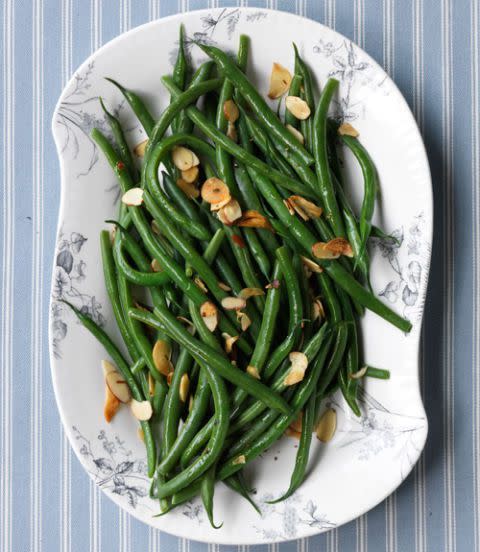 Green Beans with Toasted Garlic and Almonds