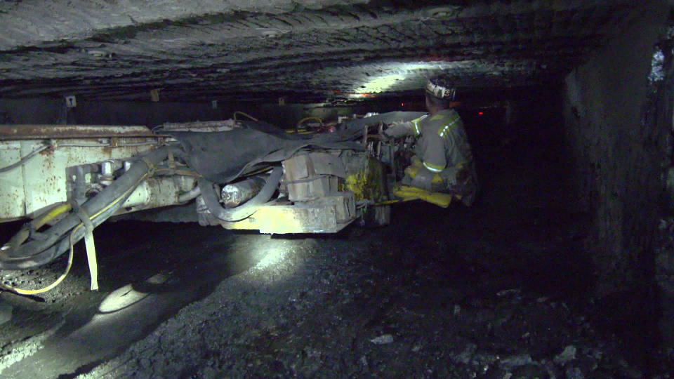 The Mine Safety and Health Administration (MSHA) has proposed a new rule that would lower coal miners' exposure to silica dust, reducing the threat of black lung disease. The rule needs Congressional approval – and there are some who are opposed.  / Credit: CBS News