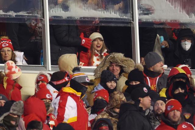 Where Taylor Swift got her incredible custom Travis Kelce coat for  Chiefs-Dolphins game