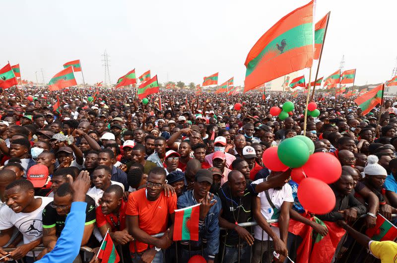 Angola opposition party UNITA holds final rally