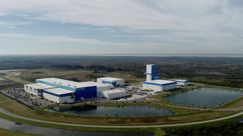 Blue Origin's million-square-foot Florida manufacturing facility, just outside the Kennedy Space Center, where orbit-class New Glenn rockets will be built. / Credit: Blue Origin