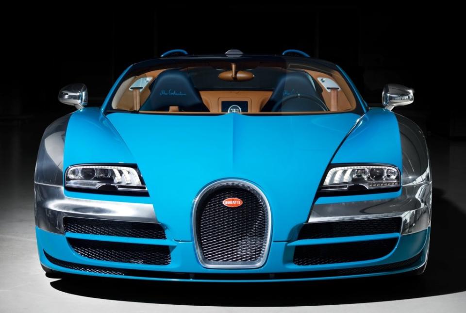 BUGATTI Veyron修車像換車！一個油箱要價新台幣133萬元起