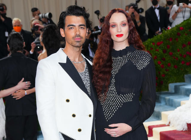Sophie Turner & Joe Jonas Reportedly Clashed Over Public Appearances After  Their 2nd Baby