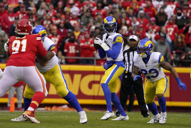 Chiefs Win 26th-Straight Game in November-December in 26-10 Win Over Rams  Sunday Afternoon