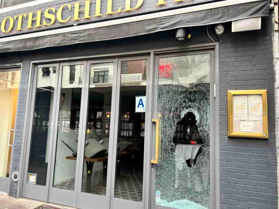 The eatery blamed the incident on a recent spike in antisemitism in the city. X/@IraStoll