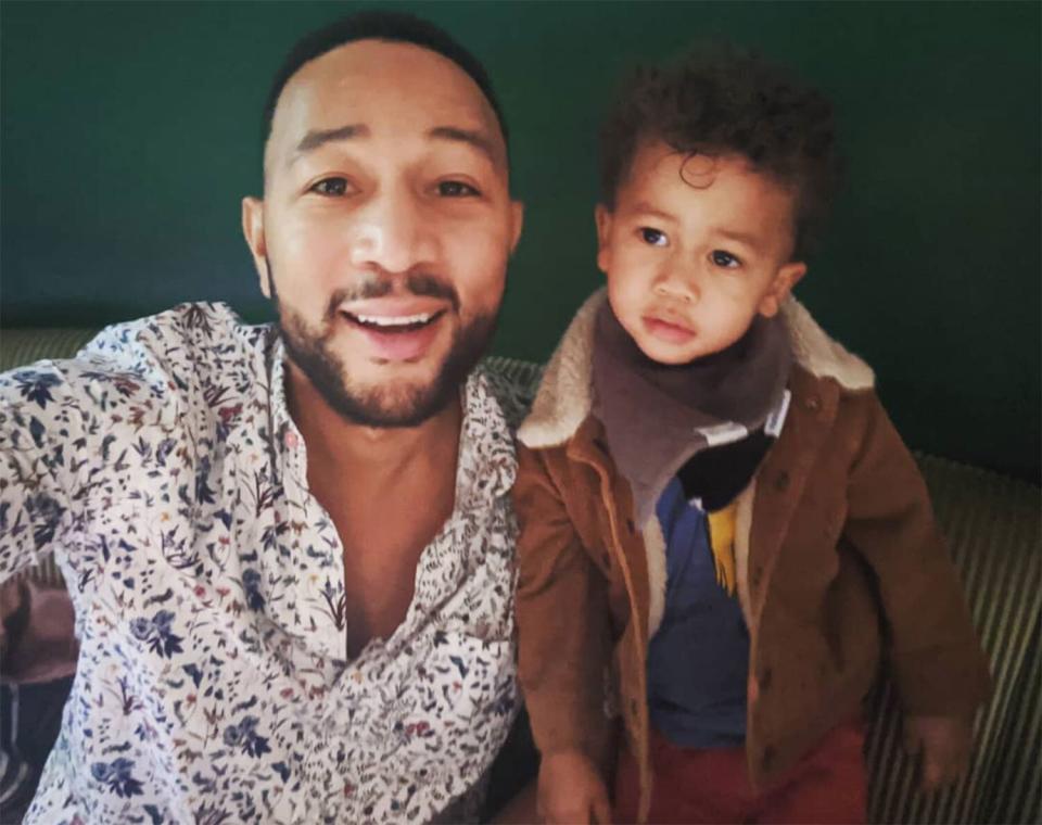 "Our first daddy-son lunch date. He had spaghetti and said 'thank you' a lot," the dad of two wrote on <a href="https://www.instagram.com/p/B8UZvD1FOCY/" rel="nofollow noopener" target="_blank" data-ylk="slk:Instagram;elm:context_link;itc:0;sec:content-canvas" class="link ">Instagram</a>.