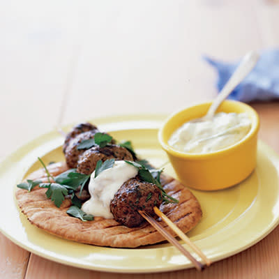 Grilled Beef Kebabs with Yogurt Sauce